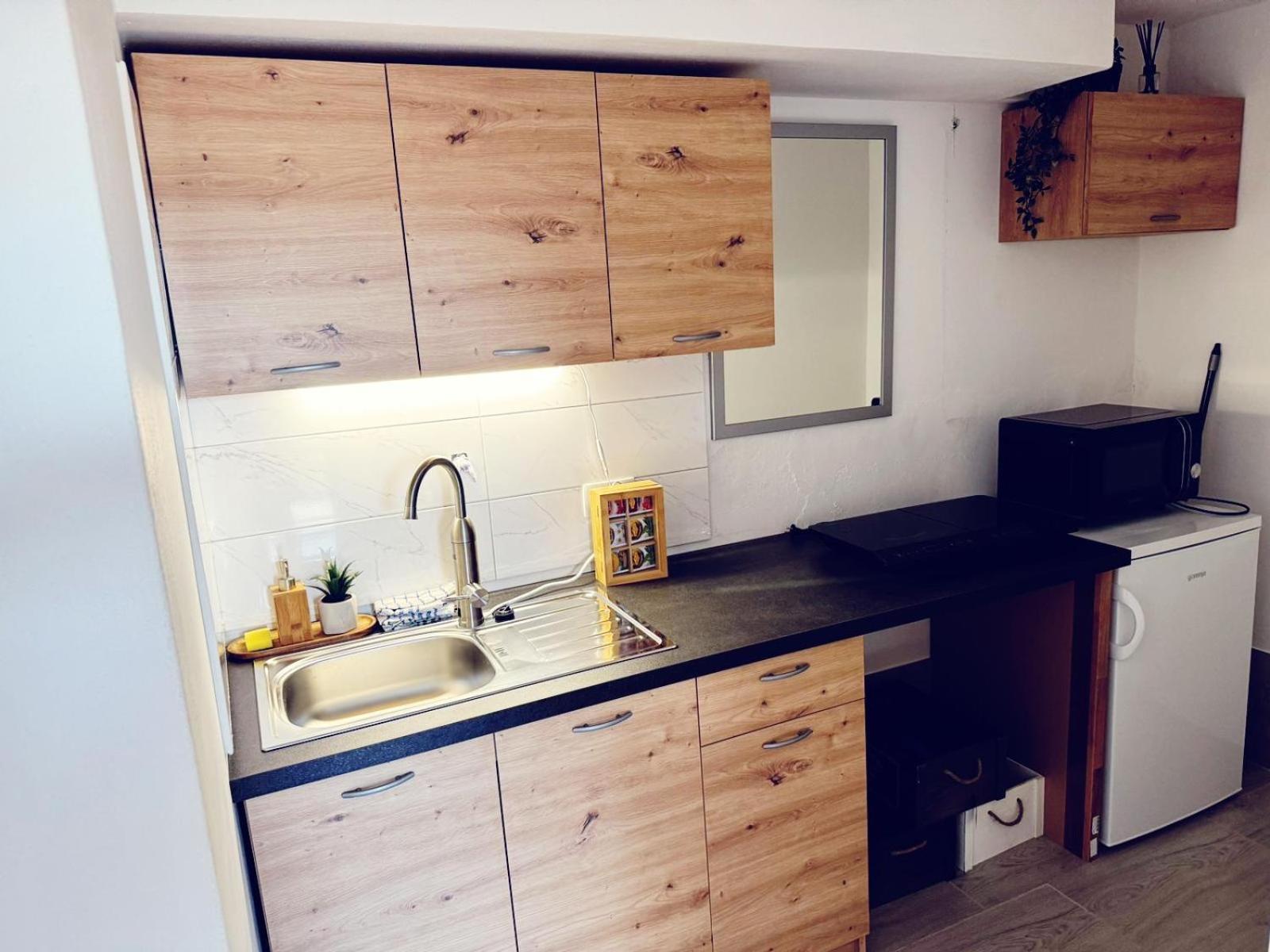 Moon Bay Apartment - Free Large Parking بورتوروز المظهر الخارجي الصورة